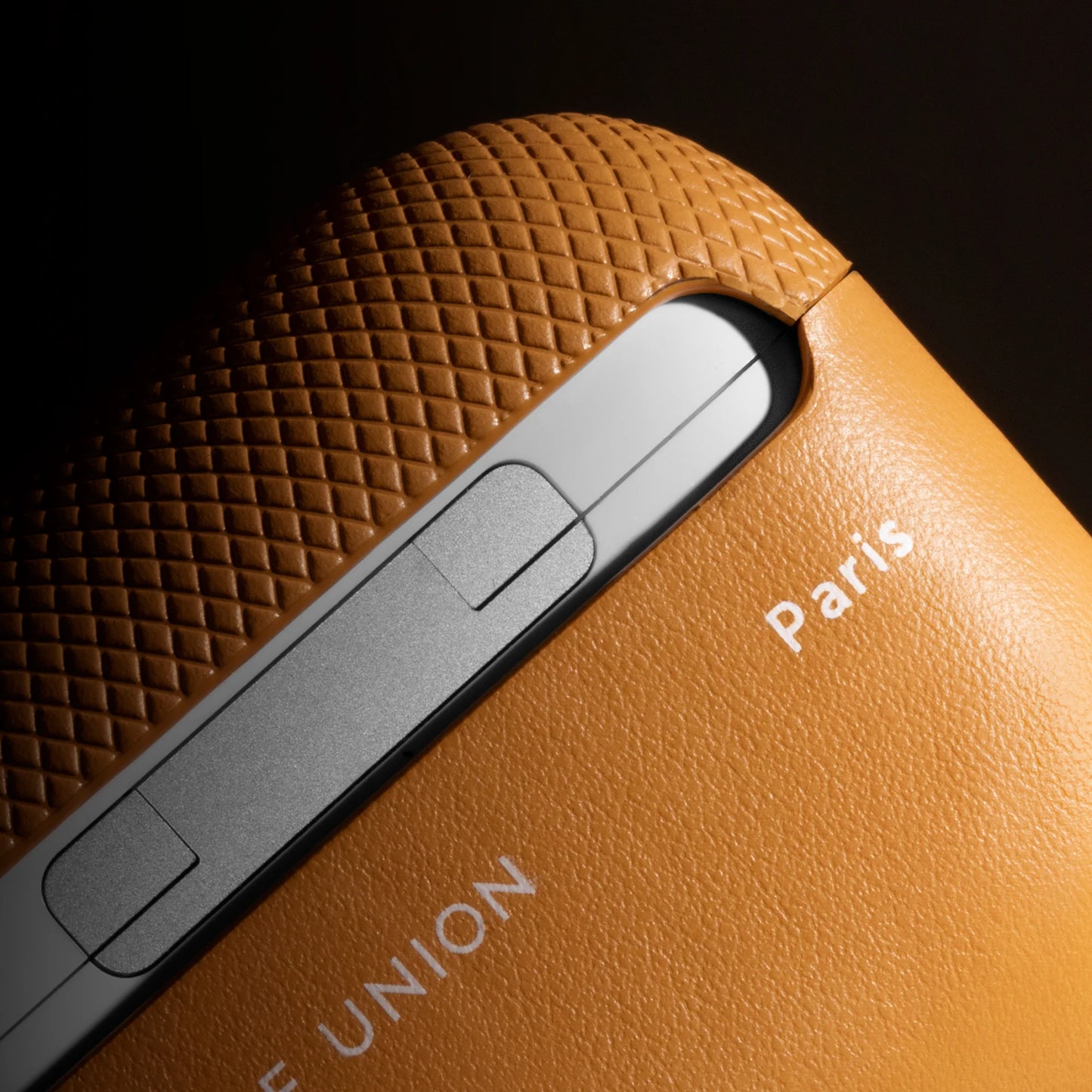 (Re)Classic Case for AirPods Pro