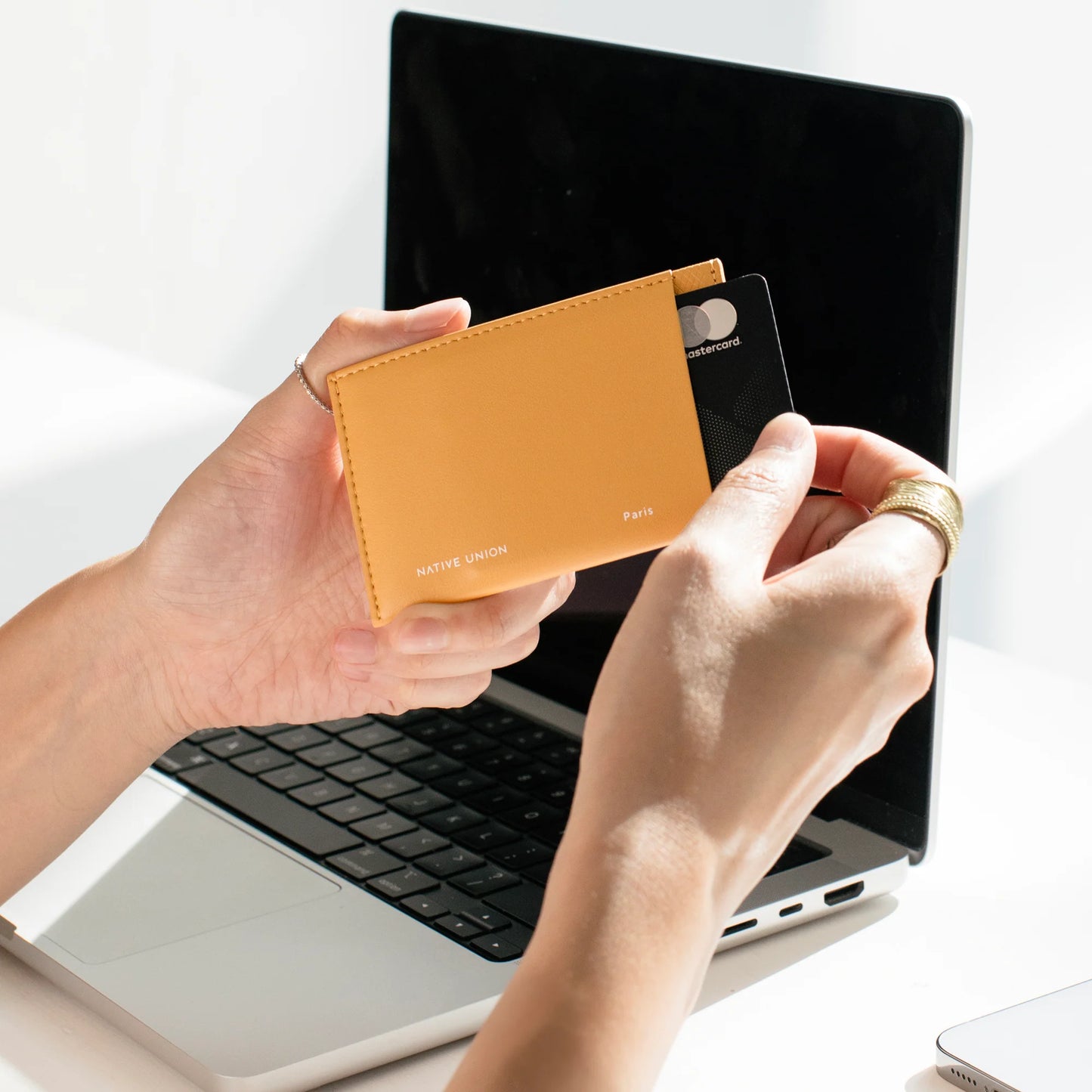 (Re)Classic Card Holder