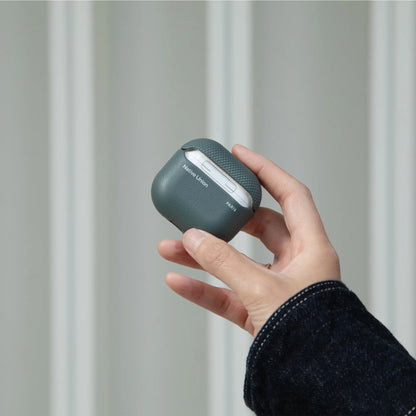(Re)Classic Case for AirPods 4